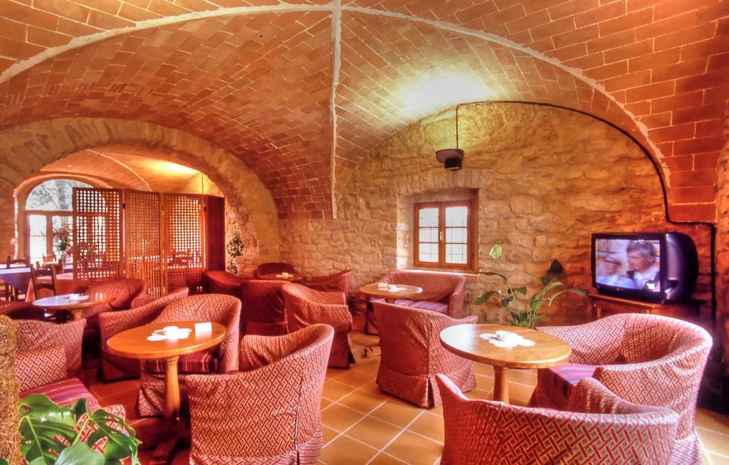 Hotel Residence Villa Rioddi Volterra Restaurant photo